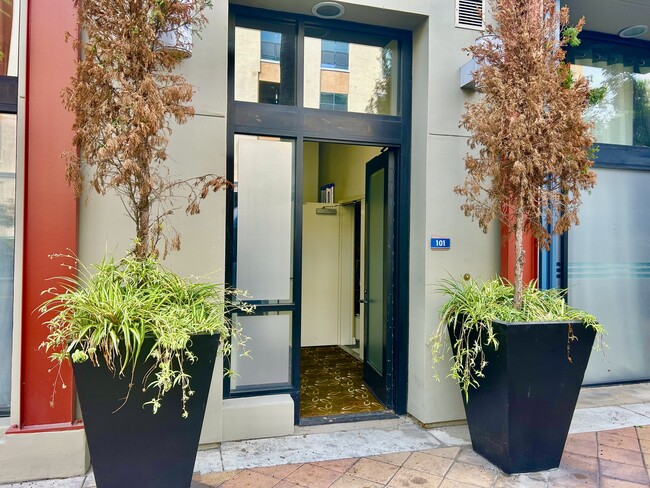 Photo - 300 E 4th St Unit 101