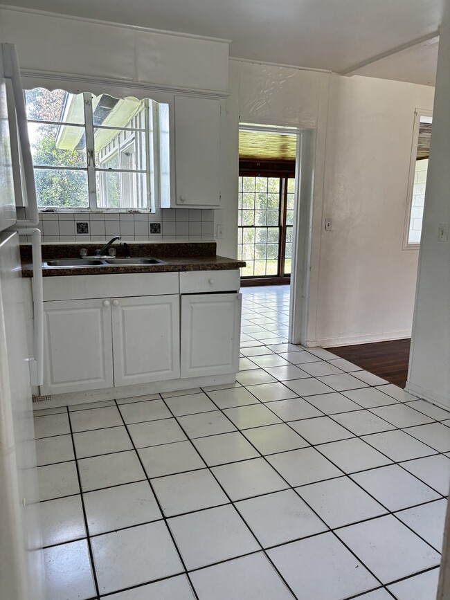 Photo - 5720 Cedar Park Ln