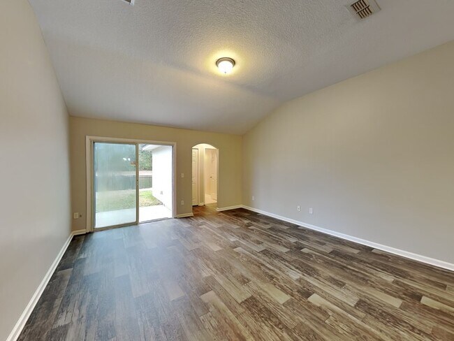 Photo - 83245 Purple Martin Dr