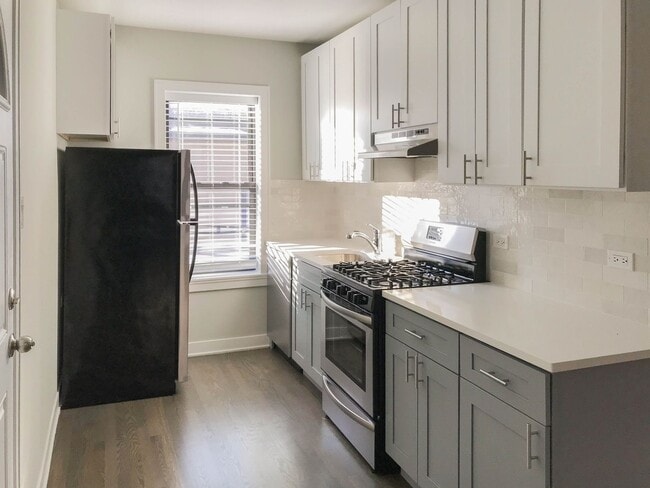 Photo - 1954 W Wilson Ave Unidad 2-BB