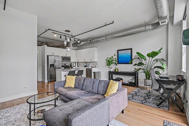 Photo - 950 W Monroe St Unit 602