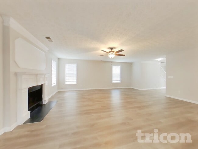 Photo - 4003 Riverside Pkwy House