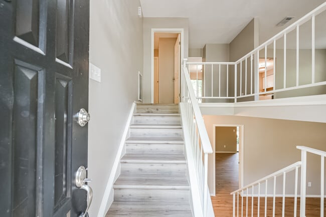 Photo - 2051 Oak Shores Dr