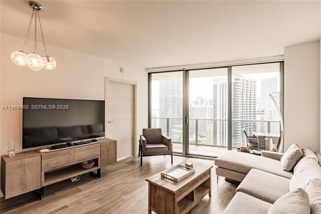 Photo - 801 S Miami Ave Unidad 801 S Miami Ave 3703