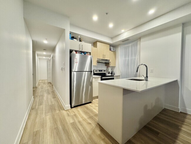 Photo - 2693 Bd Pie-IX