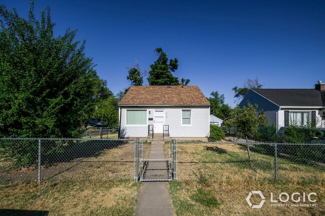 Building Photo - Spacious Home in Ogden!