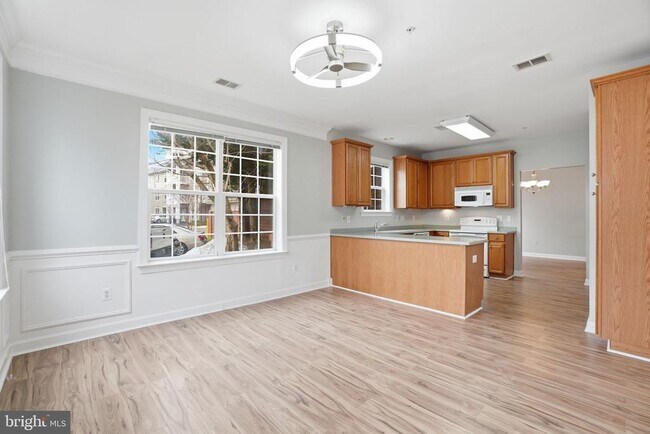 Photo - 7871 Rolling Woods Ct Unit 1104