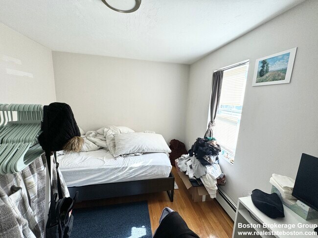 56 Crescent Ave Unit 1