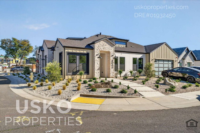 Photo - "Charming 2-Bedroom Retreat in Rocklin – Cozy 900 Sq Ft Home on Winding Lane!"