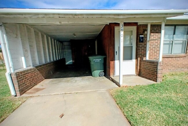 Photo - Next To Epperly Heights School