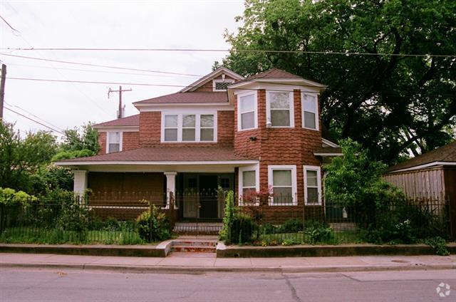 Building Photo - 203 N Colson St Unit 4 Rental