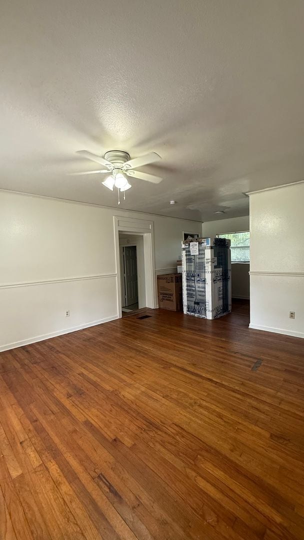 Photo - 4/2 House on Atkamire Drive, large yard! A...