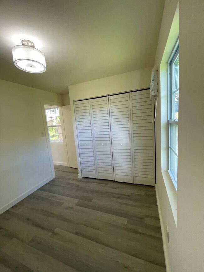 Photo - 1138 Olive St Unidad 2