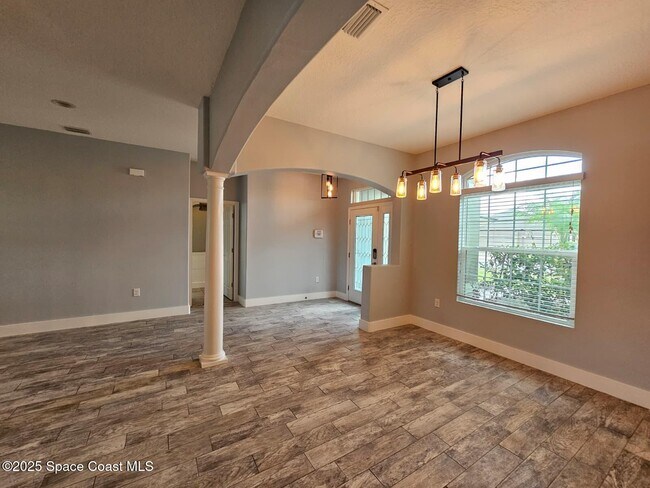 Photo - 3820 Watergrass St