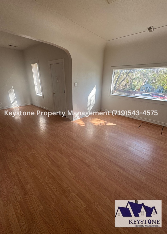 Photo - $550 Off Move In Special! Fresh Paint/New ...