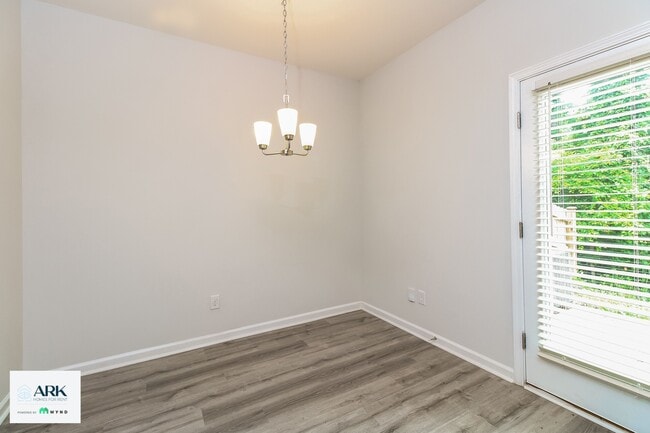 Photo - 339 Northwood St