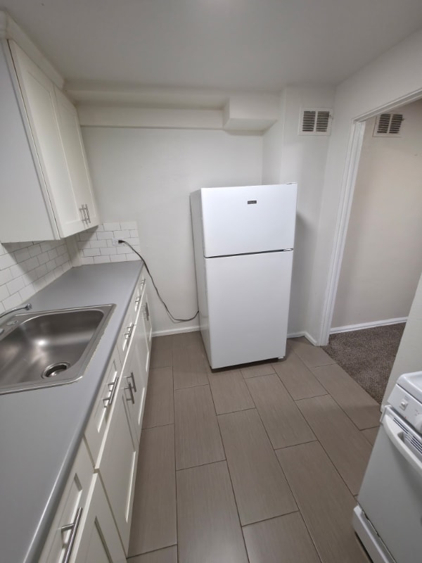 Photo - 2505 S University Blvd