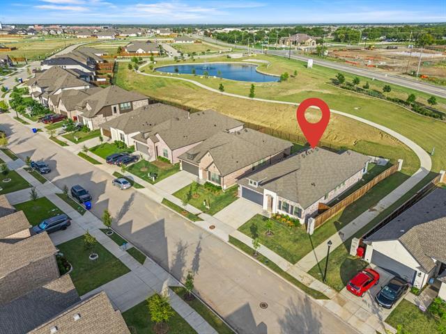 Photo - 2102 Clearwater Way