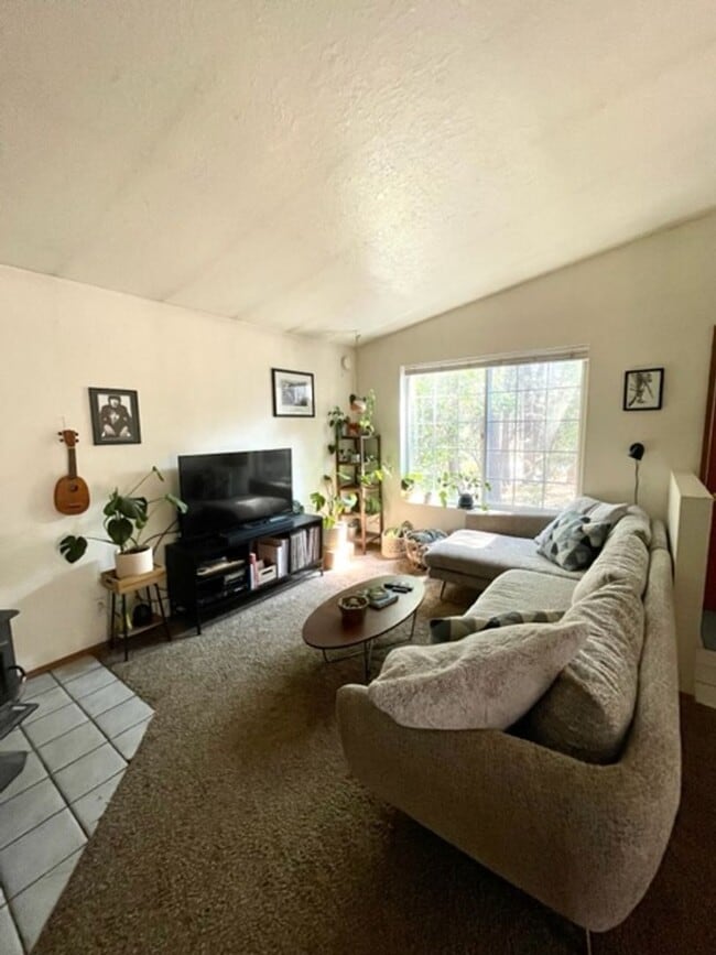 Photo - Three bedroom Westside home near OSU Casca...