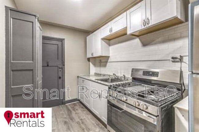 Building Photo - 807 Clara Ave Rental