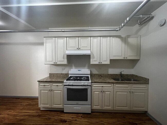 Photo - 4304 W Shakespeare Ave Unit BASEMENT