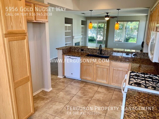 Photo - 5956 Gold Nugget Way