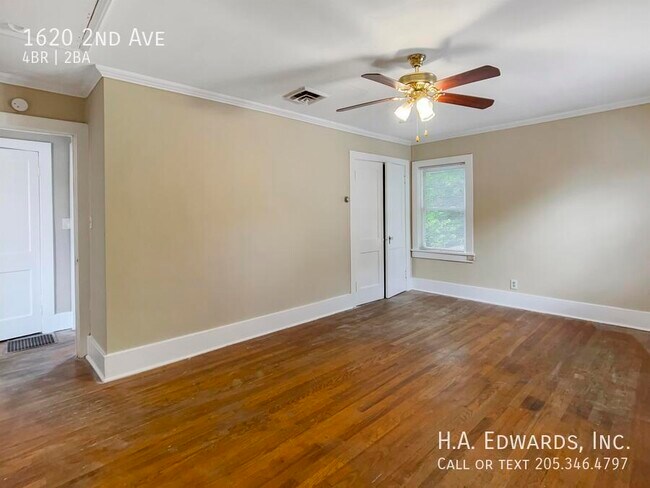 Photo - 1620 2nd Ave