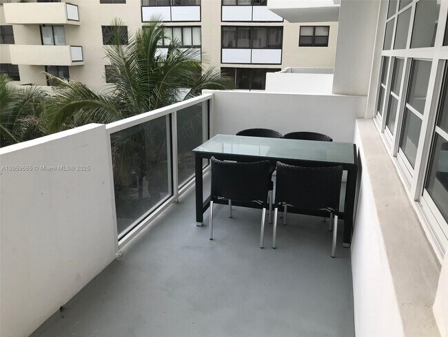 Photo - 100 Lincoln Rd Unit 719