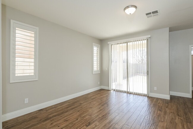 Photo - 4237 E Santa Fe Ln