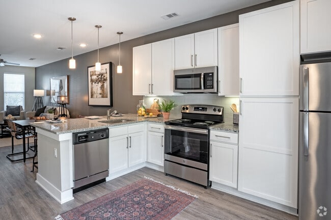 2 BD, 2 BA Townhouse - The Falls at Forsyth