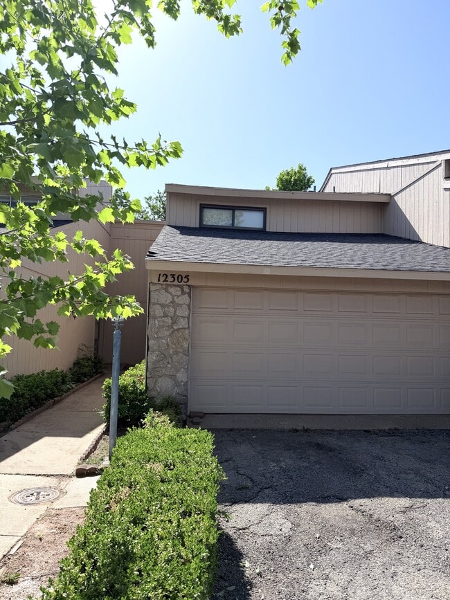 Building Photo - 12305 Cedar Springs Ln