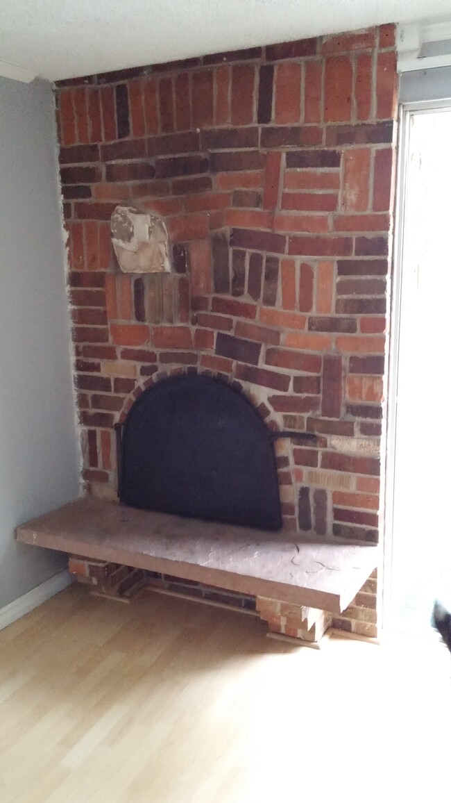 Building Photo - 1302 S Parker Rd Unit Club Valencia 1 bed apt
