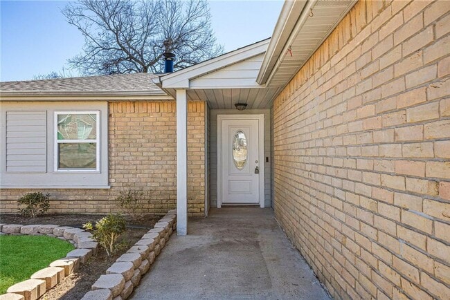 Photo - Welcome to this fully remodeled 4/2/2 brick home near Lake Conroe! With new AC/heat, roof, water ...