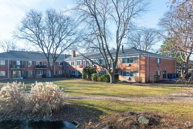 Photo - Brittany Place Condominiums