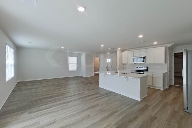 Photo - 120 Inez Ave