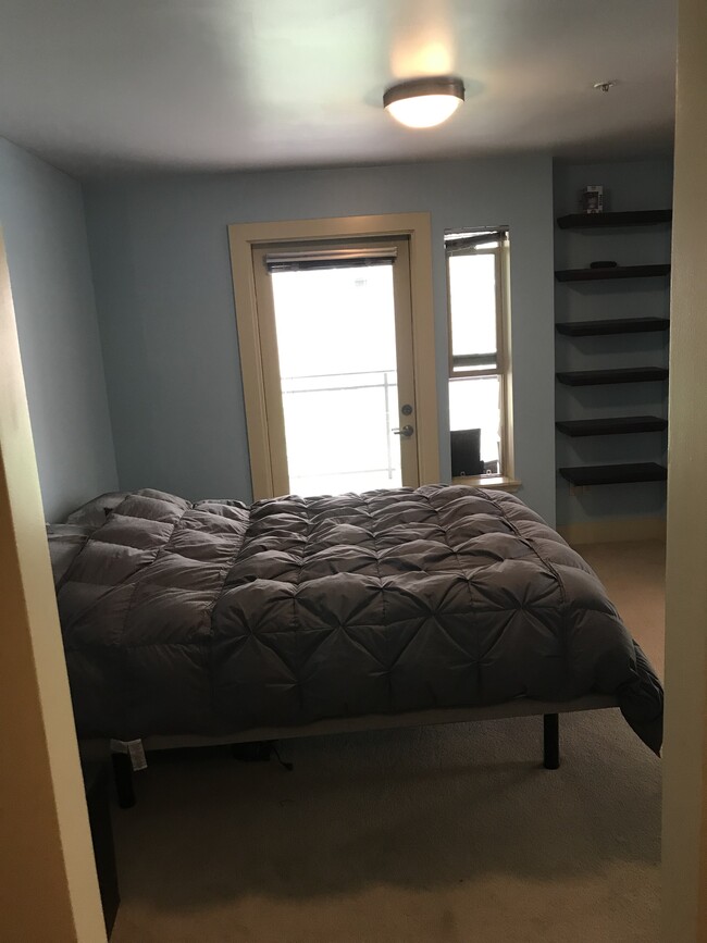 Building Photo - 1550 Eastlake Ave E #306 Unit 306 Rental