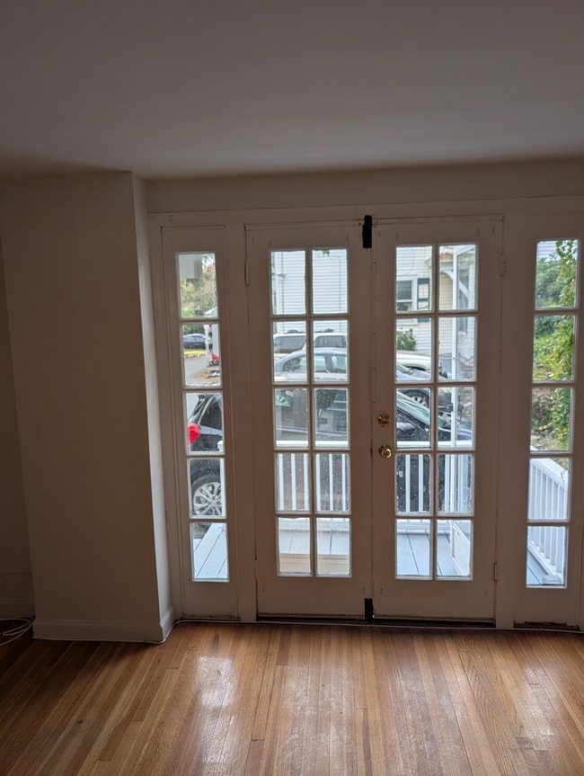 Photo - 54R Nahant St