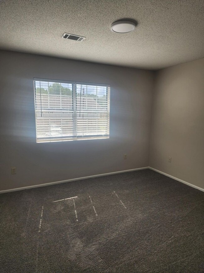 Photo - 125 Tabitha Ct Unit B