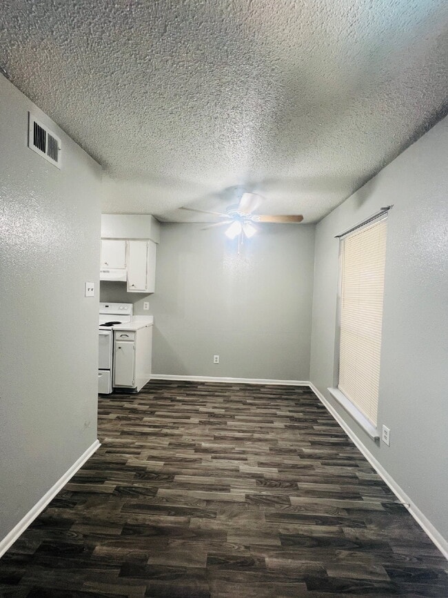 Photo - 6929 Timbercreek Dr Apartment Unit 202