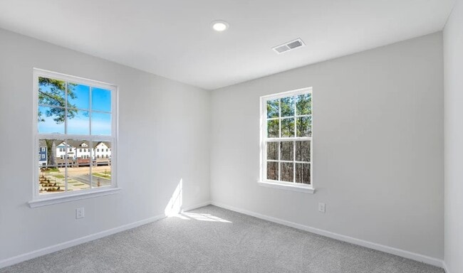 Building Photo - 1203 Mary Jane Ave