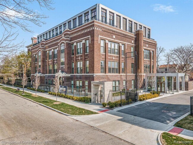 1454 Townsend St Unit 307
