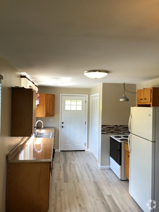 Houses for Rent in Nitro, WV 2 Rentals