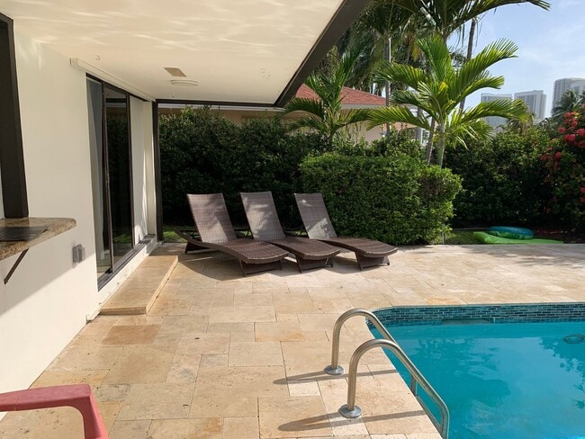 Photo - Single Family Home 5/3