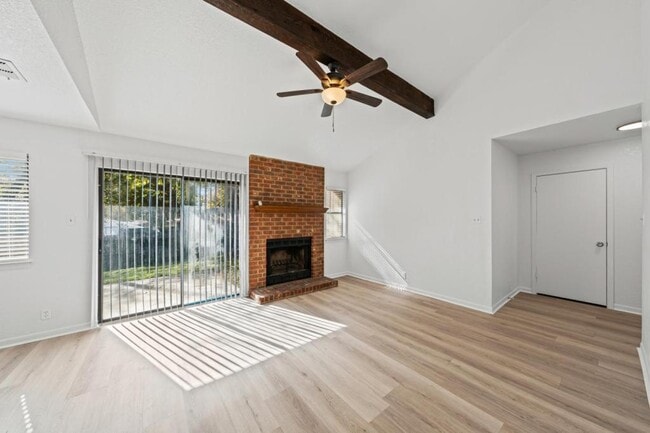 Photo - 2313 Paul Revere St