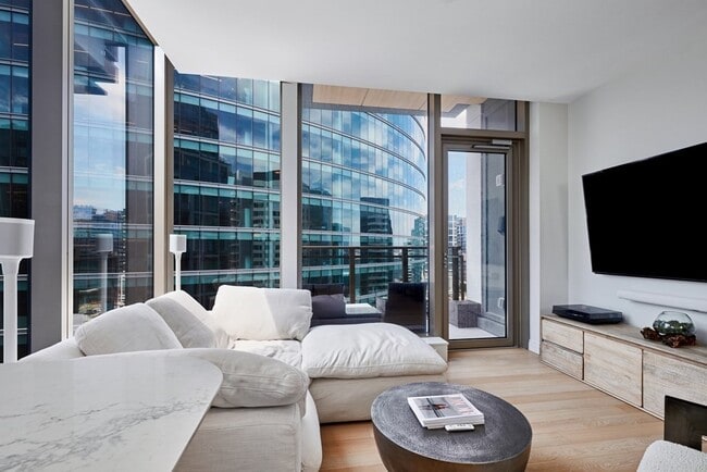 Photo - 133 Seaport Blvd Unit 1703