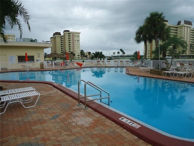 Photo - 4550 Cove Cir Unit 908