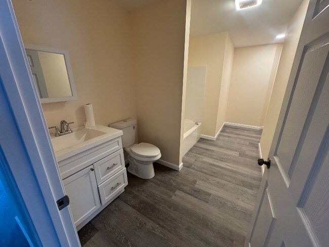 Photo - 12 Boulder Dr Unidad A