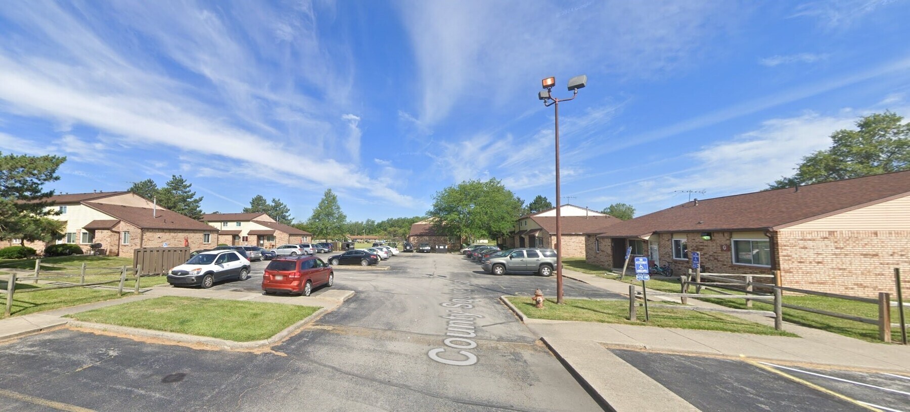 Photo - 655 S Poe Rd