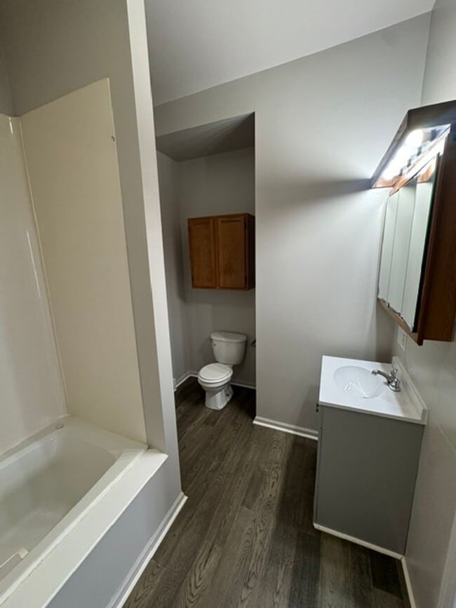 Photo - 1610 Cass St