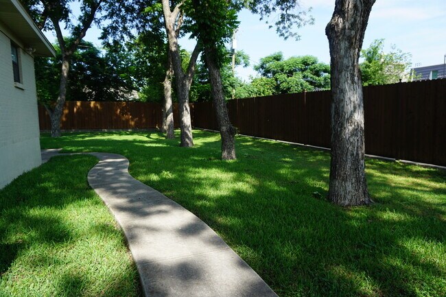 Photo - 2817 Wayside Ave